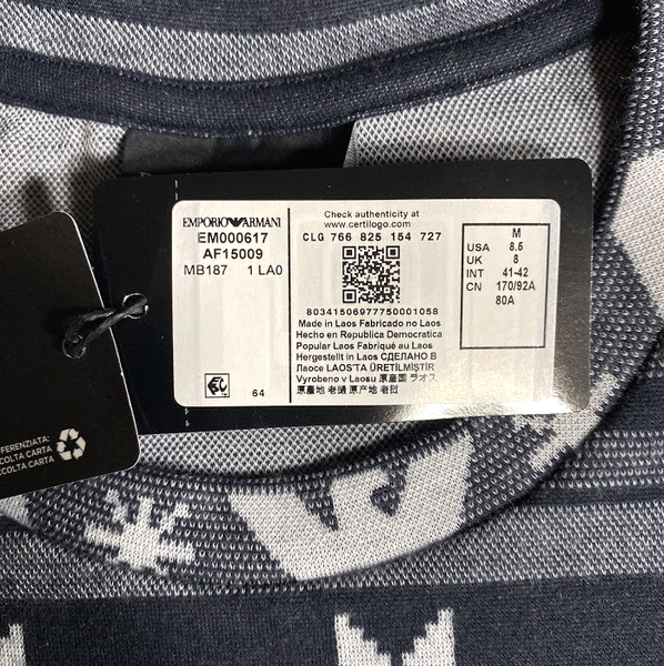 Чоловіча піжама від Emporio Armani з новорічним дизайном &mdash; темно-синя, з орнаментом сніжинок і лого Emporio Armani EM 000617 AF 15009 MB187 фото