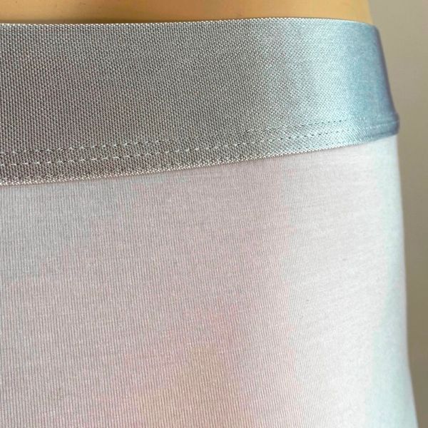 Чоловічі труси BRIEF преміум якості / ARMANI WHITEІталійські труси Emporio Armani з м&rsquo;якого модалу &ndash; ідеальна посадка та комфорт на кожен день AF10783 EM000360 U0002 фото